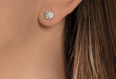 Orecchini in oro 18 kt con diamanti ,-30% di sconto