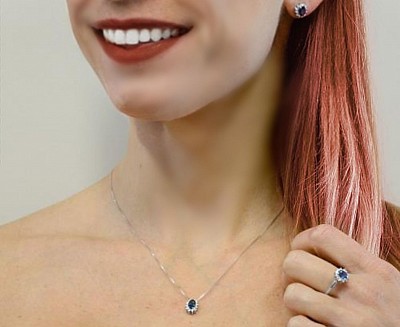 Parure in oro 18 kt con zaffiri e diamanti ,-50% di sconto