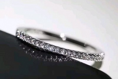 -30% di sconto,fedina in oro 18kt con diamanti