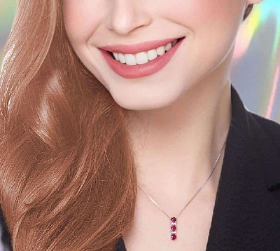 -30% di sconto,pendente in oro 18 kt con rubini e dimanti