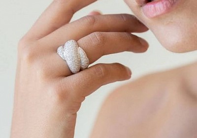 Anello in oro 18 kt con diamanti,-50% di sconto